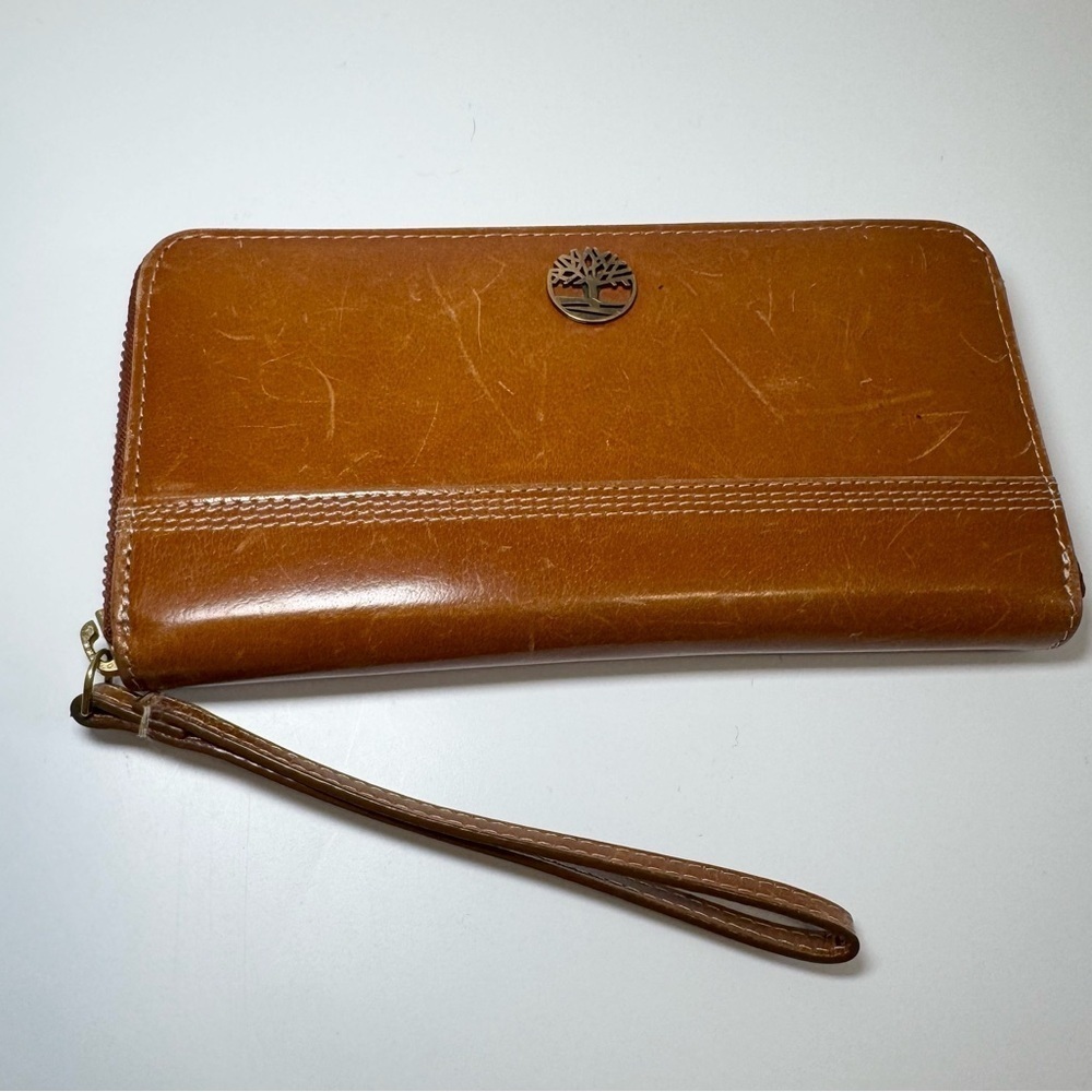 Timberland Women's Leather RFID Zip-Around Wallet Clutch with Wristlet